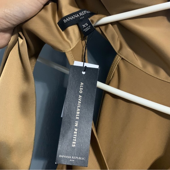 Banana Republic Bronze/Tan Halter Satin Maxi Dress. Size XS - Picture 7 of 9